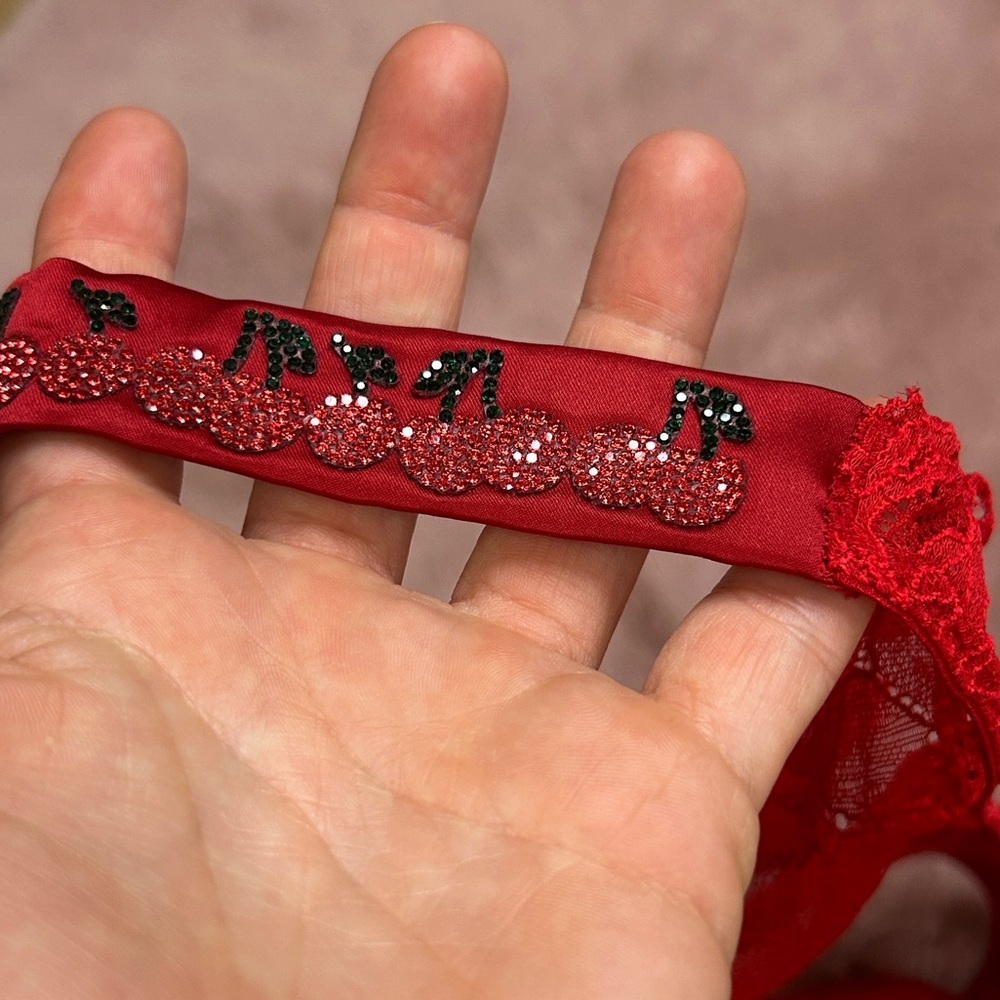 Victoria's Secret Very Sexy Shine Strap Cherry Thong Panty M - Picture 2 of 5